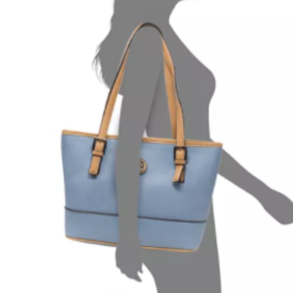 Giani Bernini Saffiano Tote - Picture 5 of 7